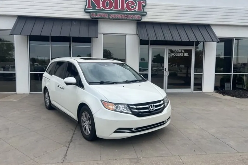 2017 Honda Odyssey EX-L photo 1