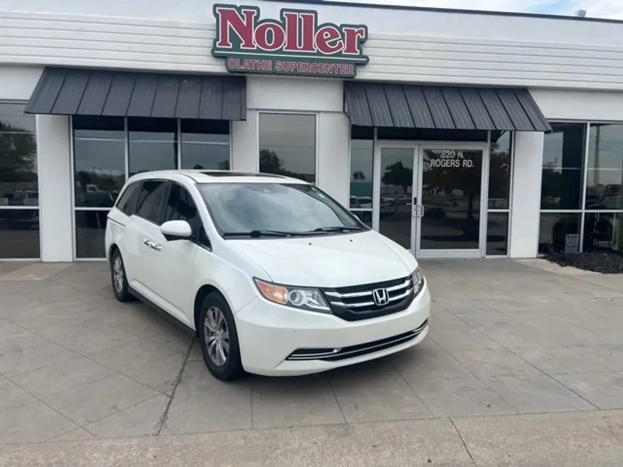 2017 Honda Odyssey EX-L photo 1