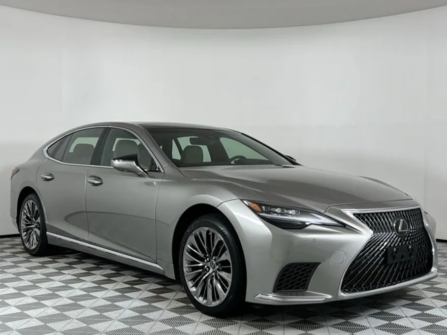 2022 Lexus LS 500 photo 1