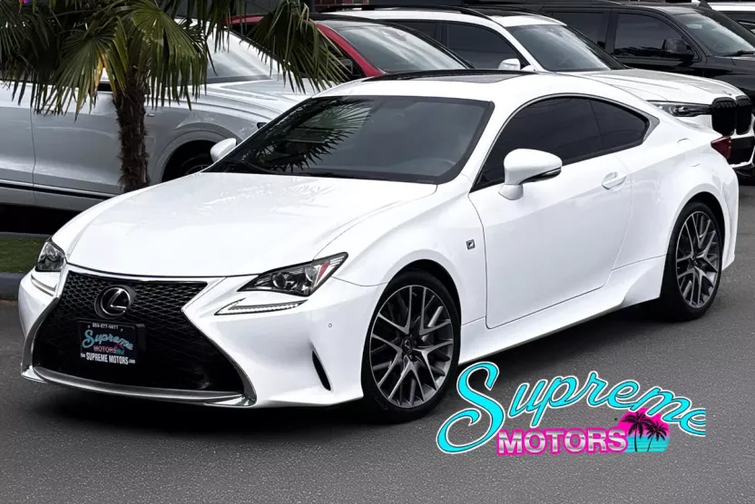2016 Lexus RC 200t photo 1