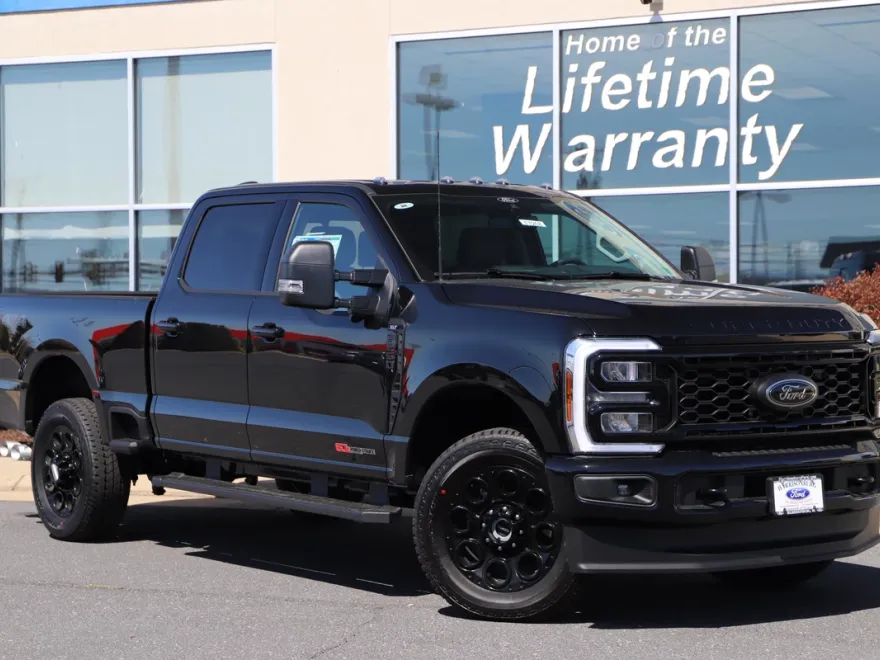 2025 Ford F-250 XLT photo 1