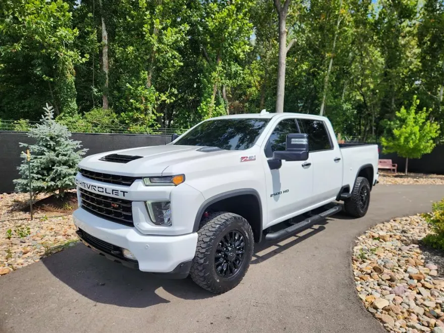 2023 Chevrolet Silverado 2500HD LTZ photo 1