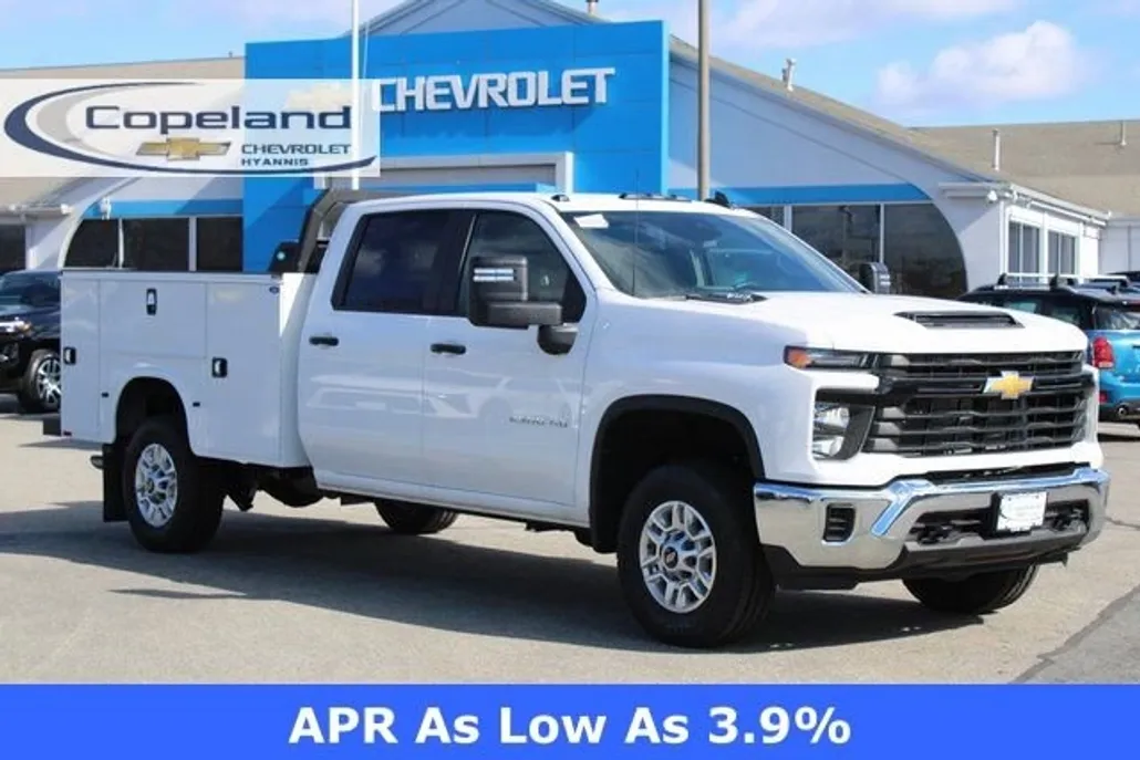 2024 Chevrolet Silverado 2500HD photo 1