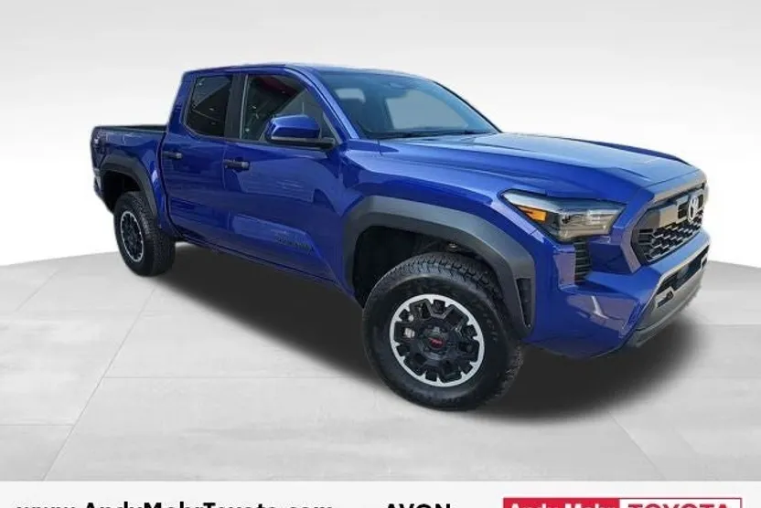 2024 Toyota Tacoma TRD Off-Road photo 1
