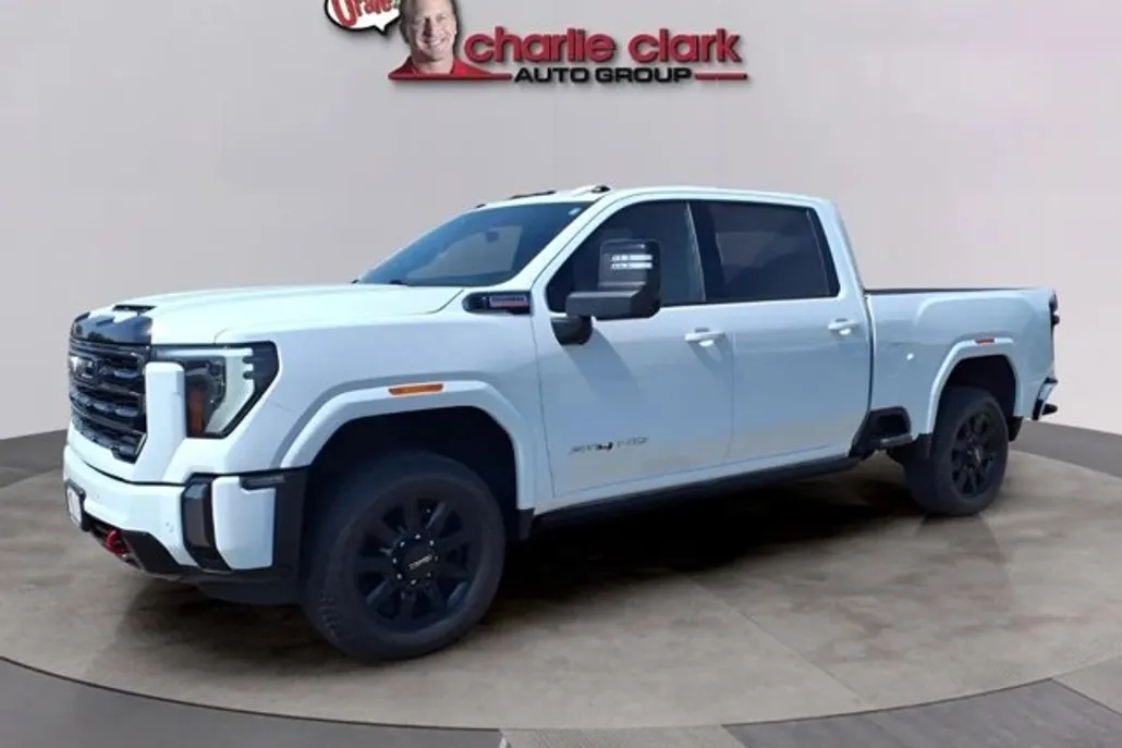 2024 Gmc Sierra HD AT4 photo 1