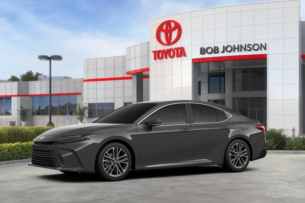2025 Toyota Camry XLE photo 1