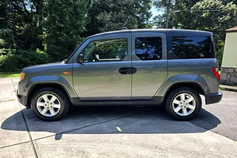 2011 Honda Element EX 4WD photo 1