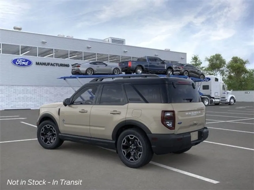 2025 Ford Bronco Sport Outer Banks photo 1