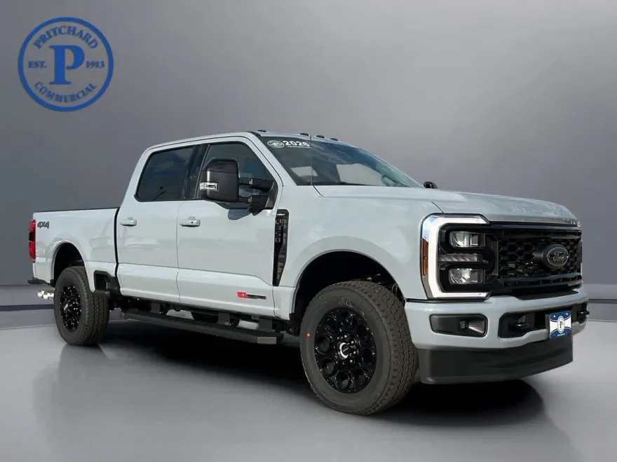 2026 Ford F-350 Lariat photo 1