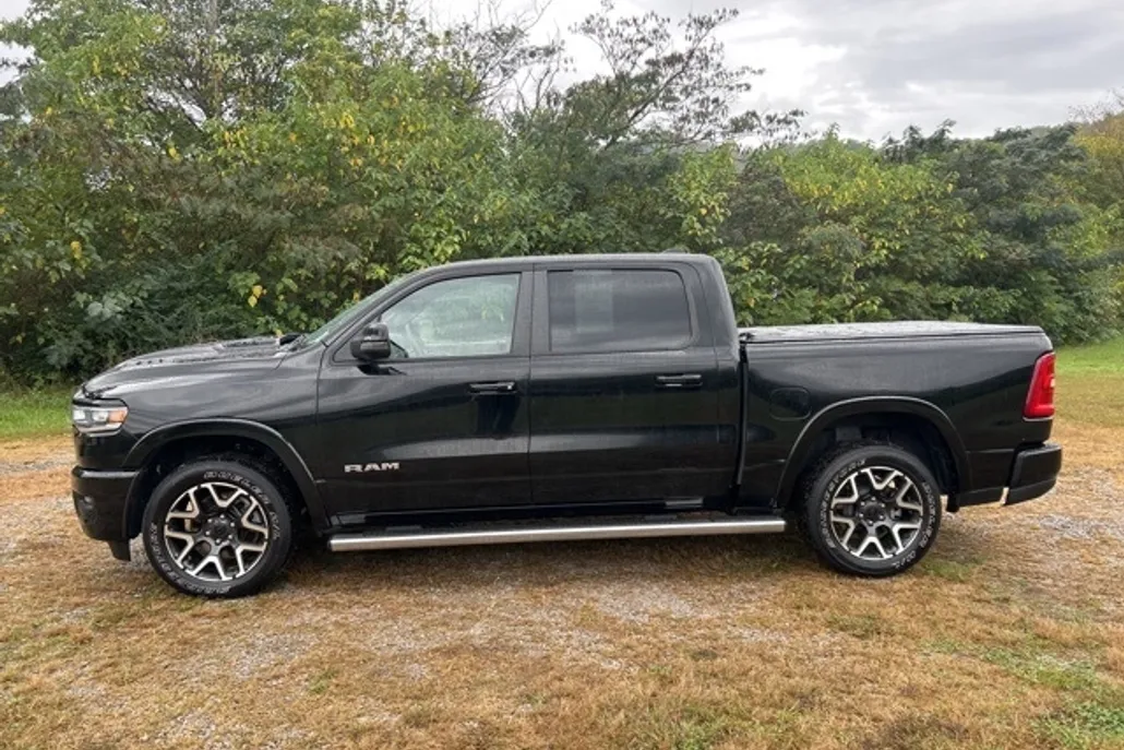 2025 Ram 1500 Laramie photo 1