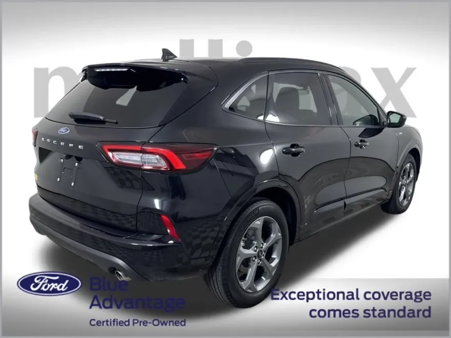 2023 Ford Escape ST-Line photo 1