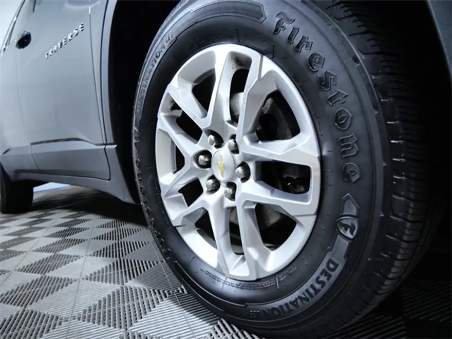 2018 Chevrolet Traverse Cloth 1LT photo 1