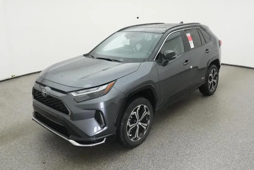 2025 Toyota RAV4 Hybrid XSE photo 1