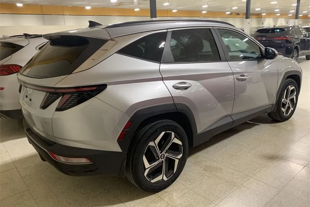 2022 Hyundai Tucson SEL photo 1