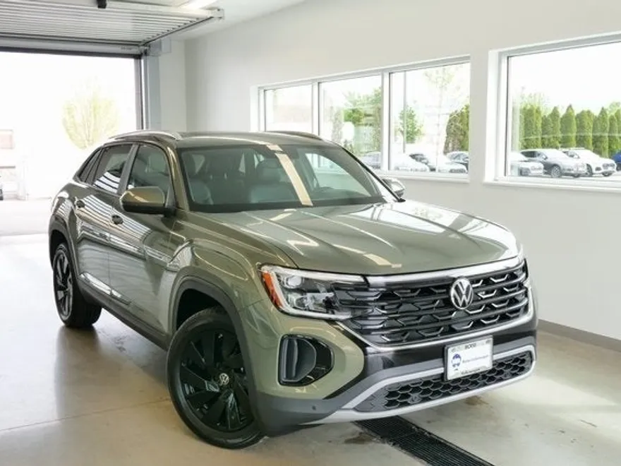 2025 Volkswagen Atlas Cross Sport SE Technology photo 1