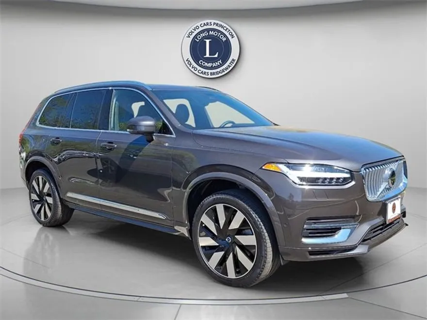 2023 Volvo XC90 Recharge Ultimate photo 1