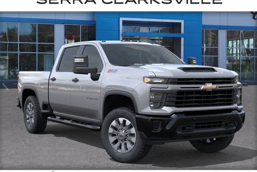2026 Chevrolet Silverado 2500HD Custom photo 1
