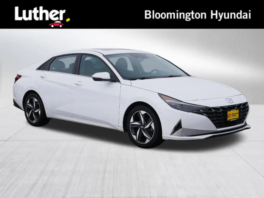 2022 Hyundai Elantra Limited photo 1