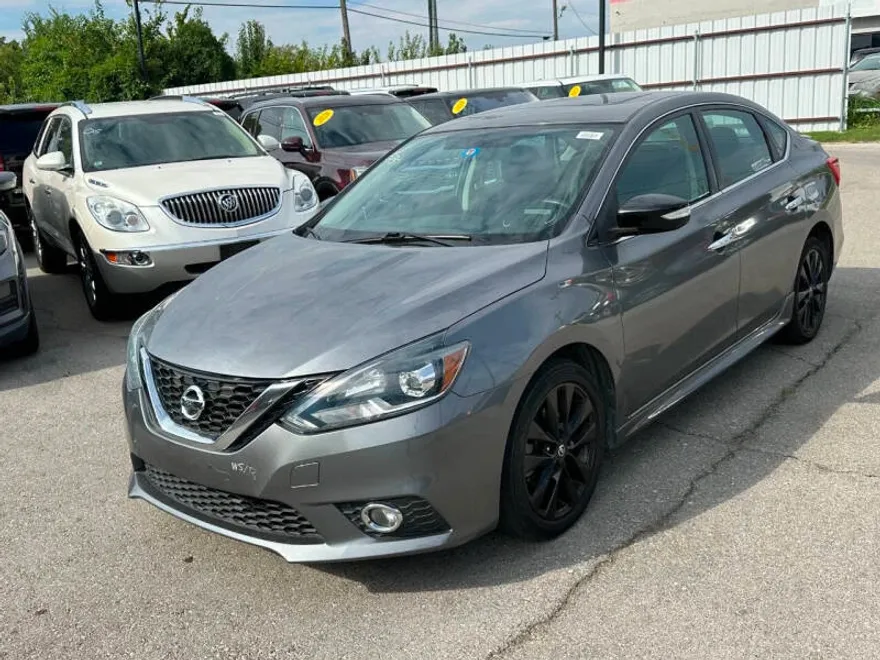 2017 Nissan Sentra SR Turbo photo 1