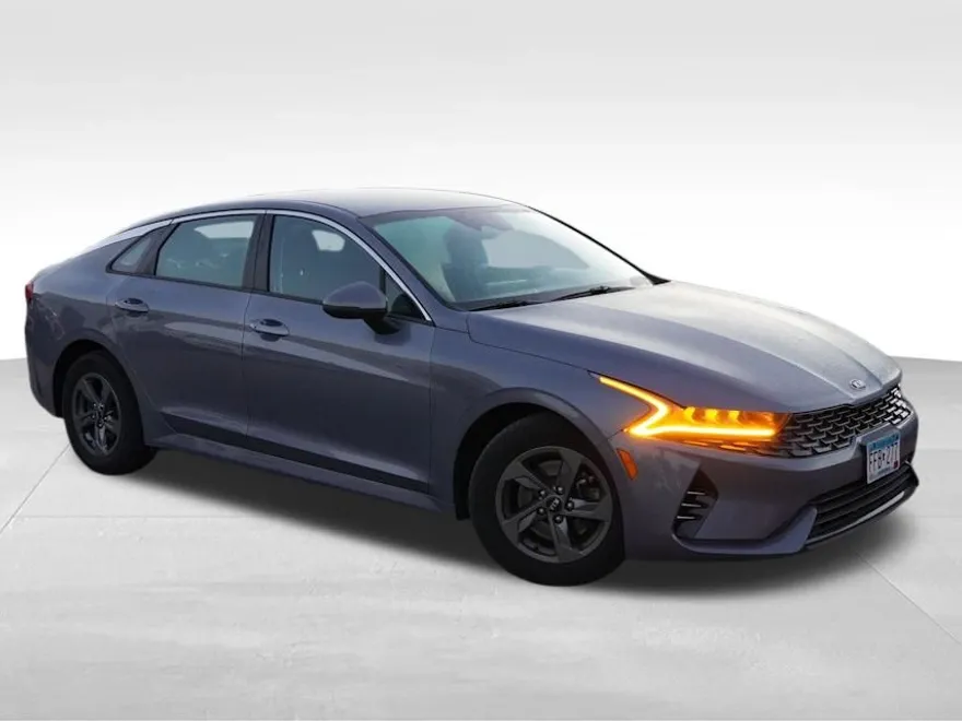 2021 Kia K5 LXS photo 1