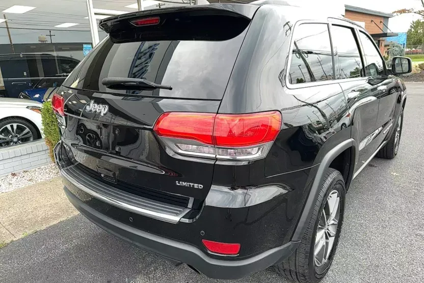 2018 Jeep Grand Cherokee Limited photo 1