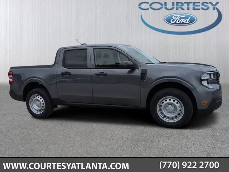 2025 Ford Maverick XL photo 1