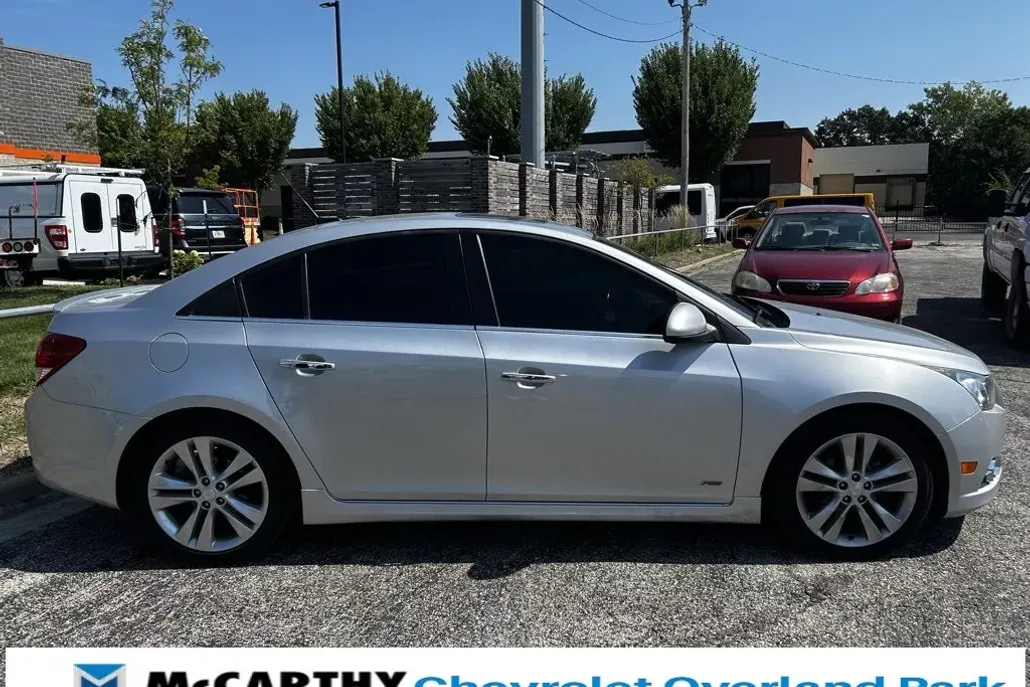 2014 Chevrolet Cruze LTZ photo 1