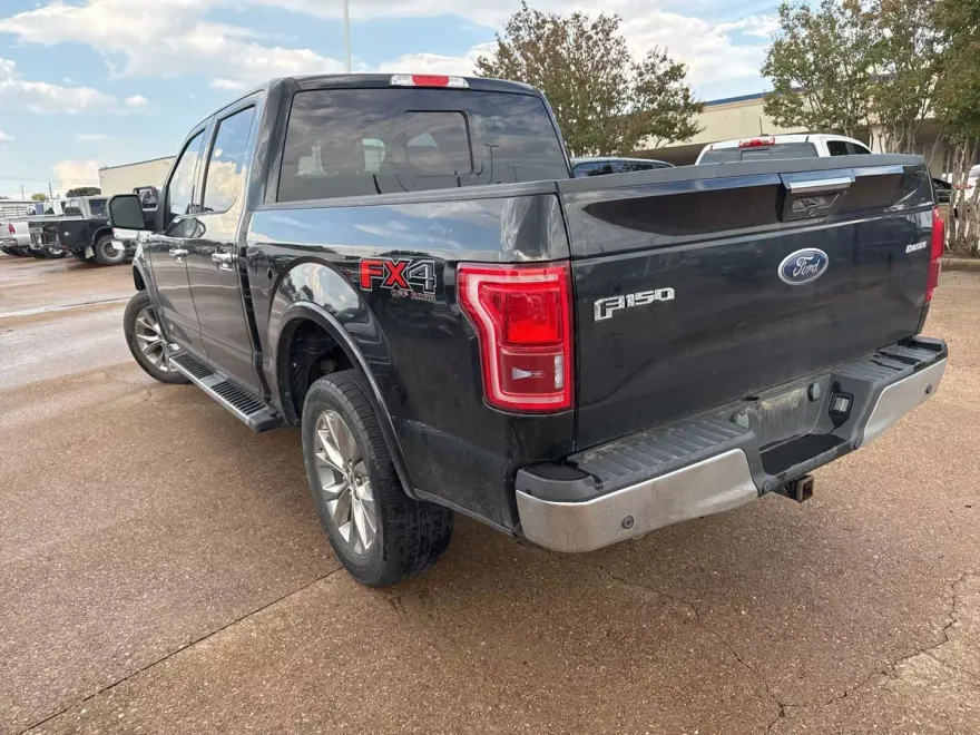 2017 Ford F-150 Lariat photo 1