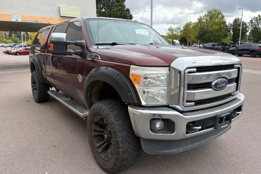 2016 Ford F-350 Lariat photo 1