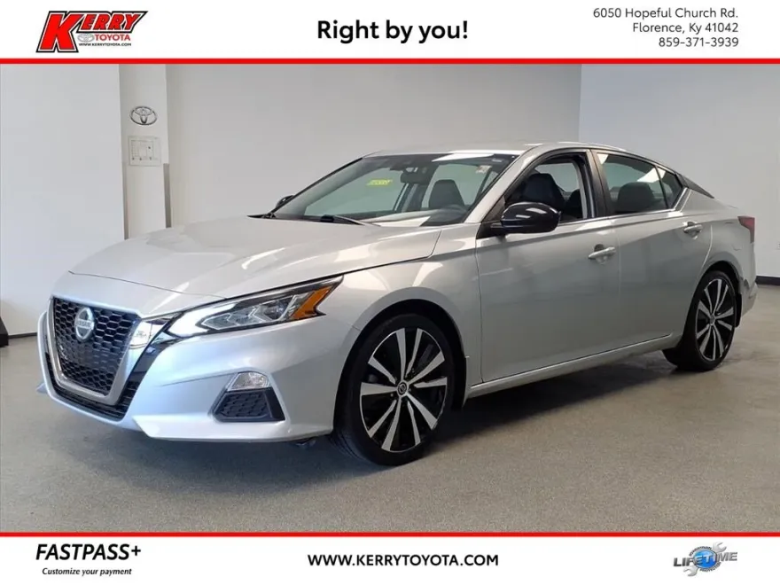2020 Nissan Altima 2.5 SR photo 1