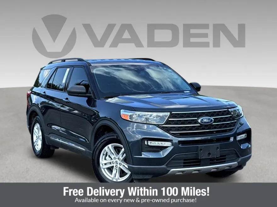2022 Ford Explorer XLT photo 1
