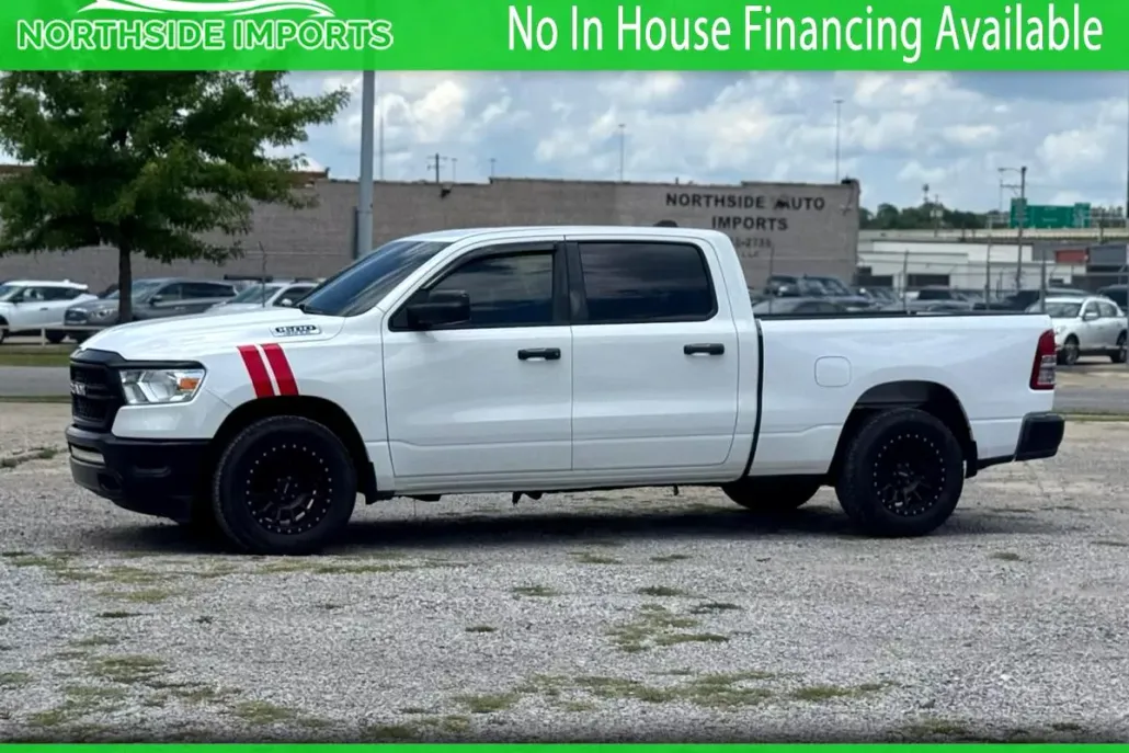 2019 Ram 1500 Tradesman photo 1