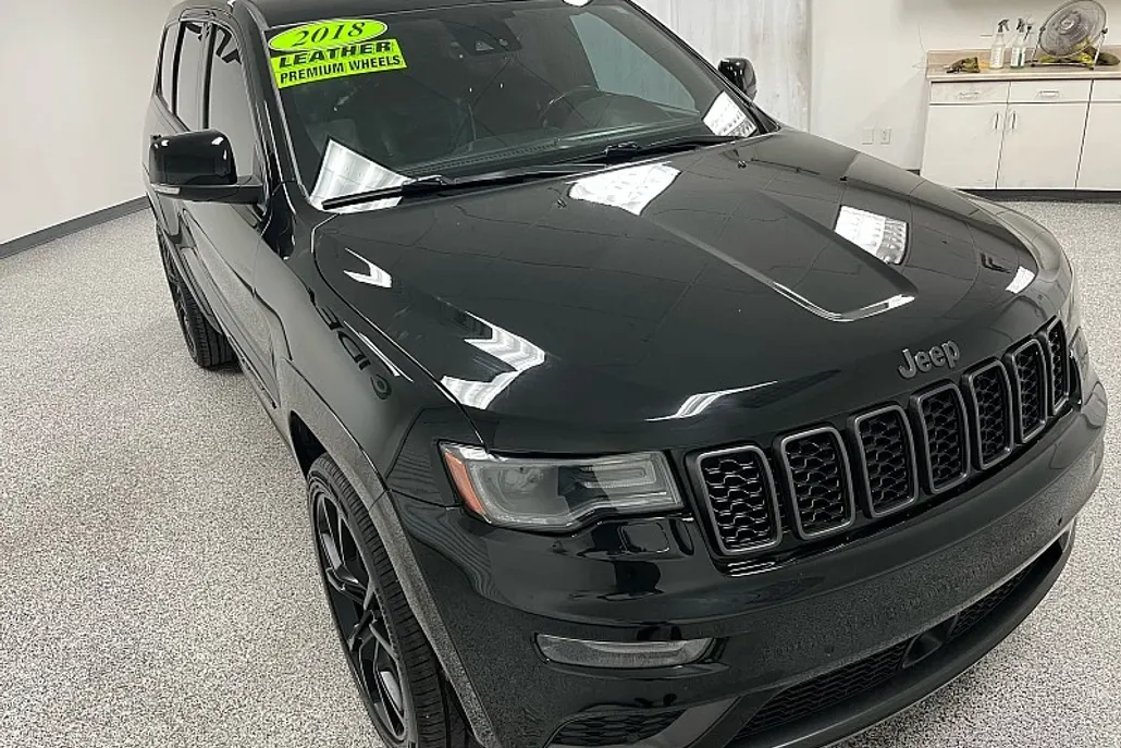 2018 Jeep Grand Cherokee Overland High Altitude photo 1