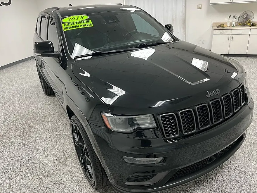 2018 Jeep Grand Cherokee Overland High Altitude photo 1
