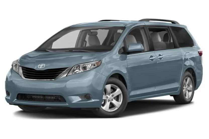 2017 Toyota Sienna LE photo 1