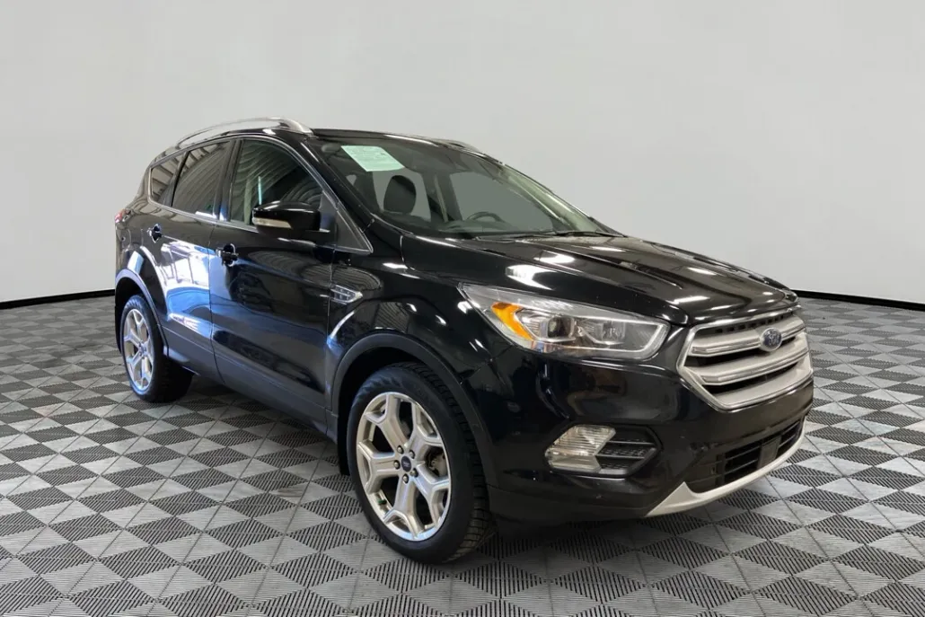 2019 Ford Escape Titanium photo 1