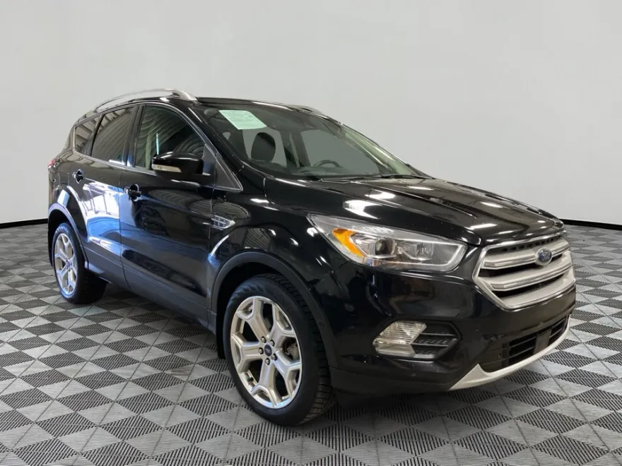 2019 Ford Escape Titanium photo 1