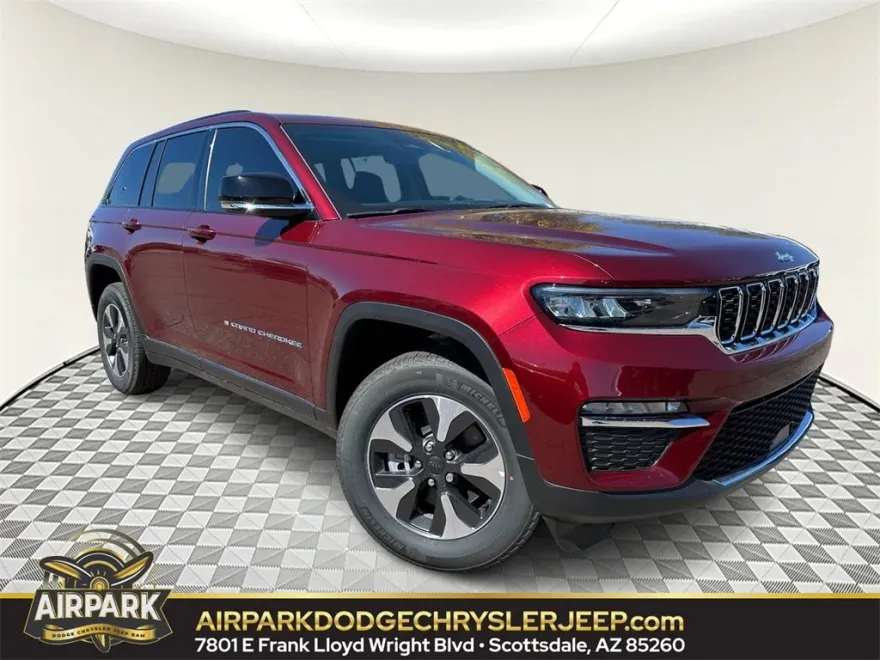 2023 Jeep Cherokee 4xe Base photo 1