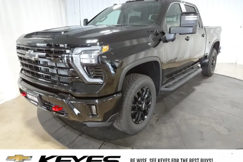 2025 Chevrolet Silverado 2500HD LT photo 1