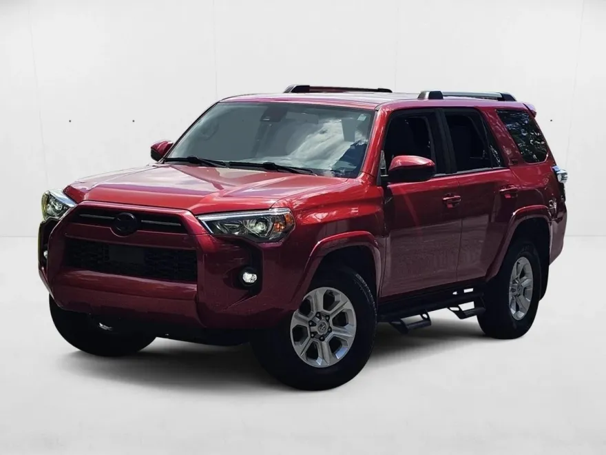 2022 Toyota 4Runner SR5 photo 1