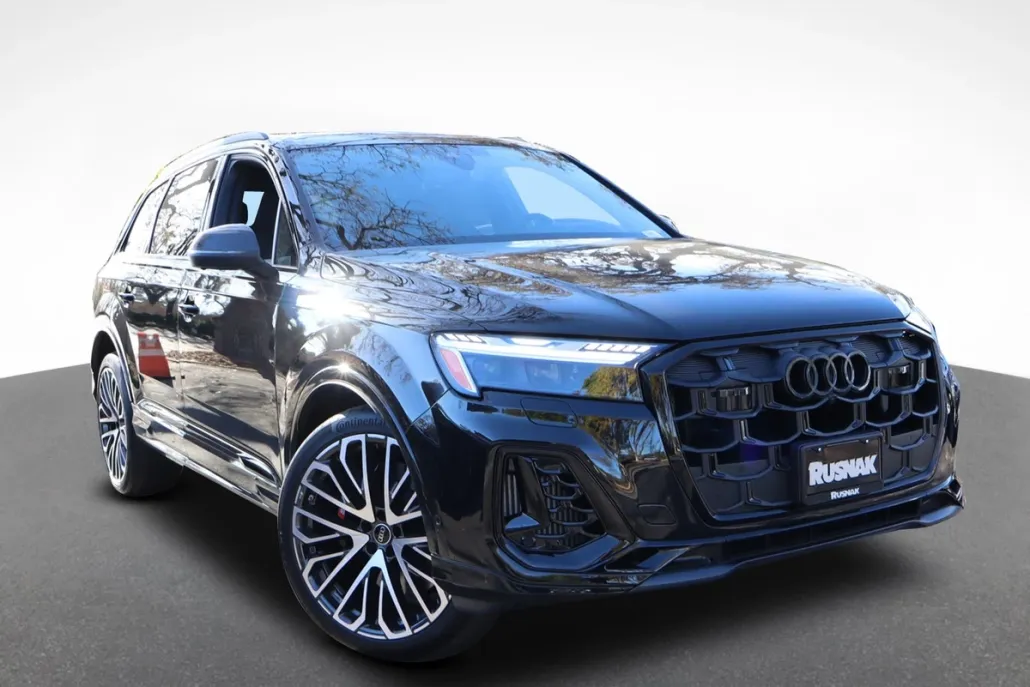 2025 Audi SQ7 Prestige photo 1