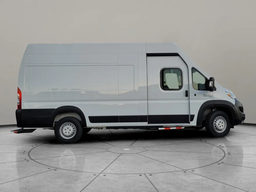 2024 Ram 3500 photo 1