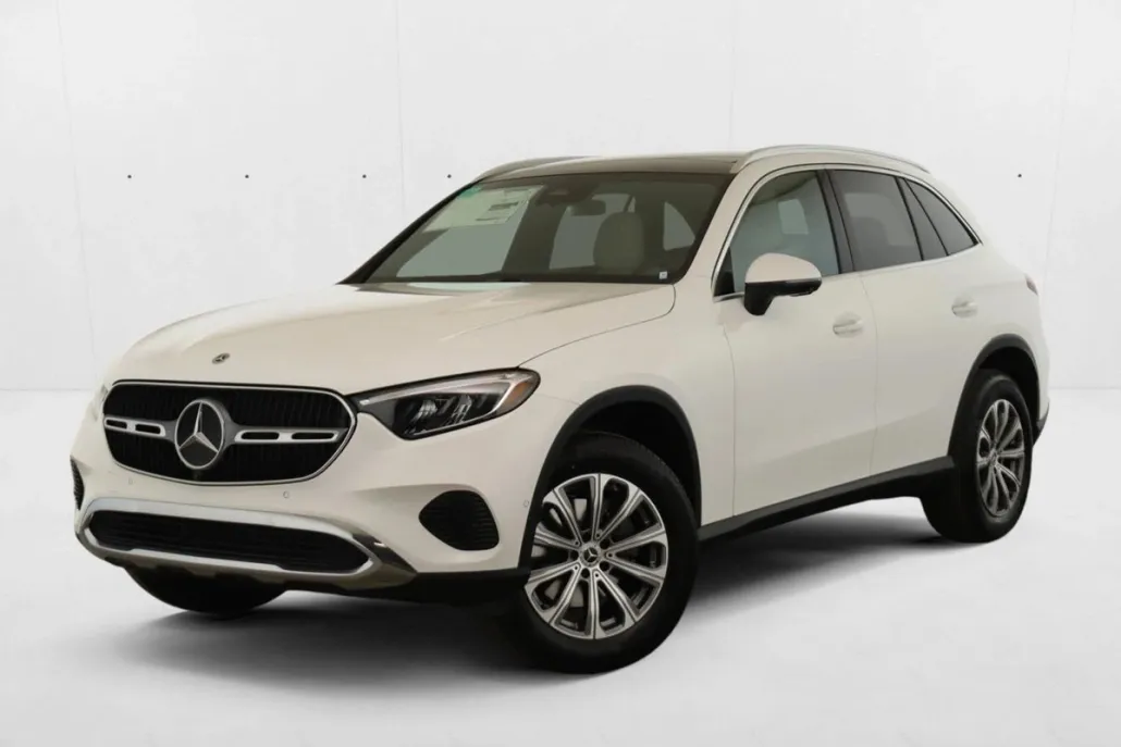 2025 Mercedes Benz GLC 300 4MATIC photo 1
