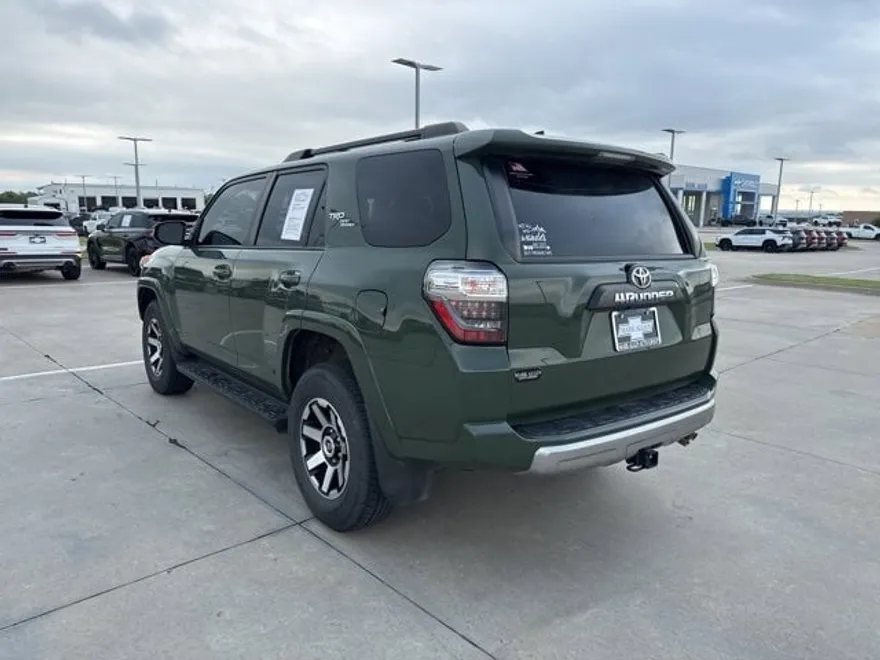 2022 Toyota 4Runner TRD photo 1
