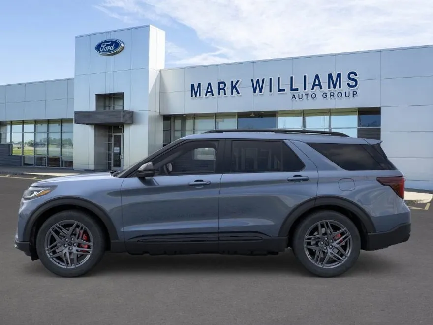 2025 Ford Explorer ST photo 1
