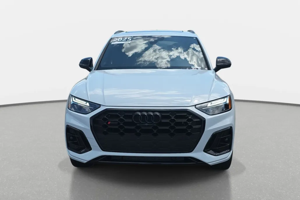 2025 Audi SQ5 Premium Plus photo 1