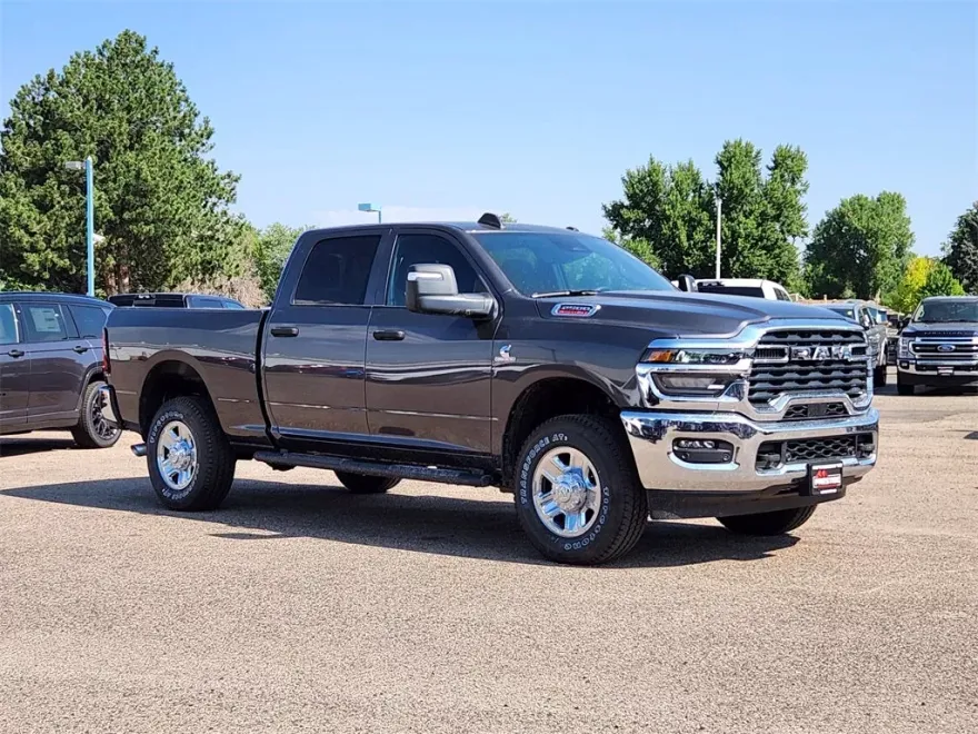 2025 Ram 2500 Tradesman photo 1