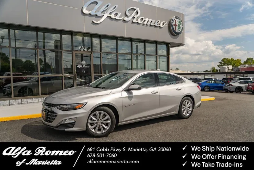 2021 Chevrolet Malibu 1LT photo 1