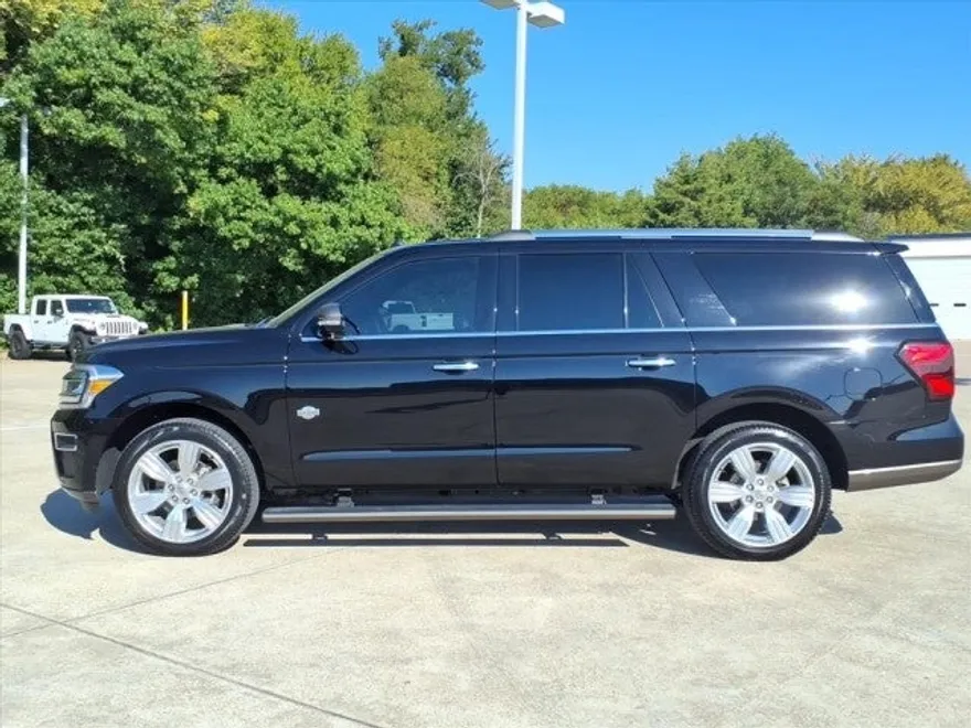2024 Ford Expedition MAX King Ranch photo 1