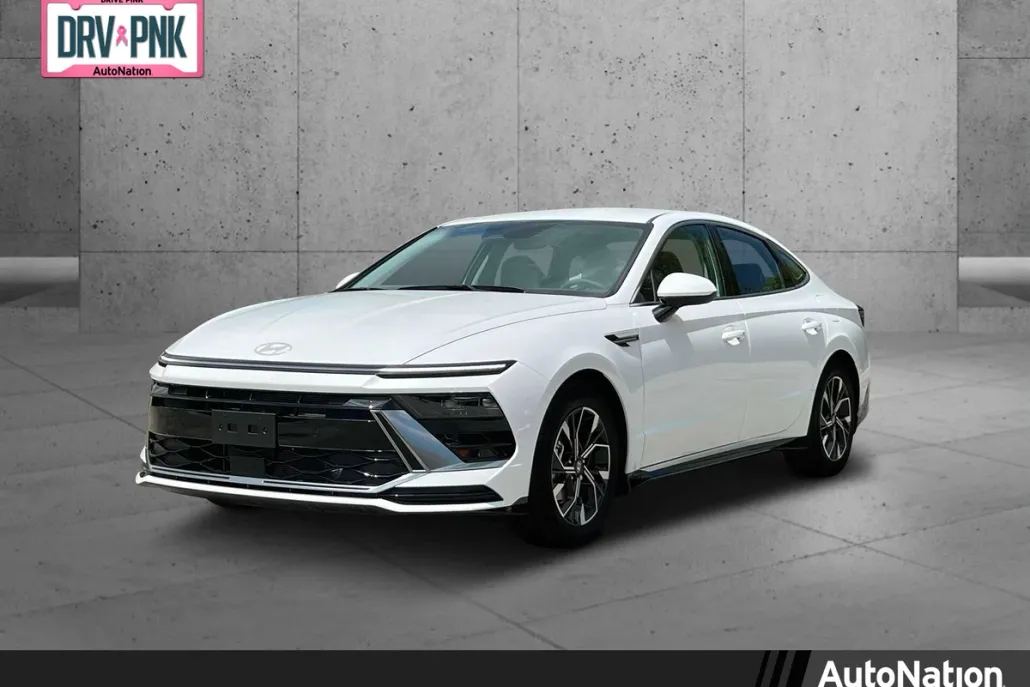 2025 Hyundai Sonata SEL photo 1